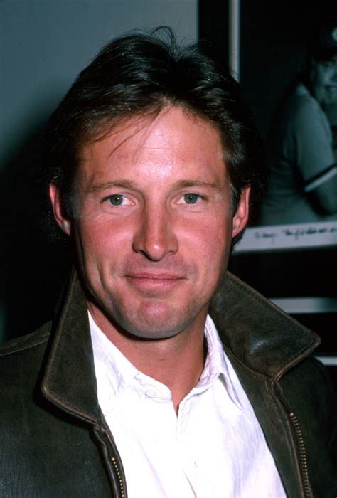 Bruce Boxleitner 2024: Wife, net worth, tattoos, smoking & body。